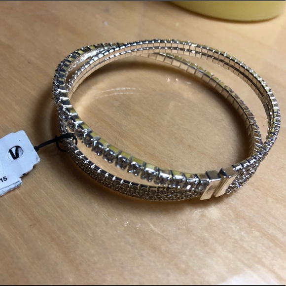 Anne Klein bracelet - Picture 3 of 7